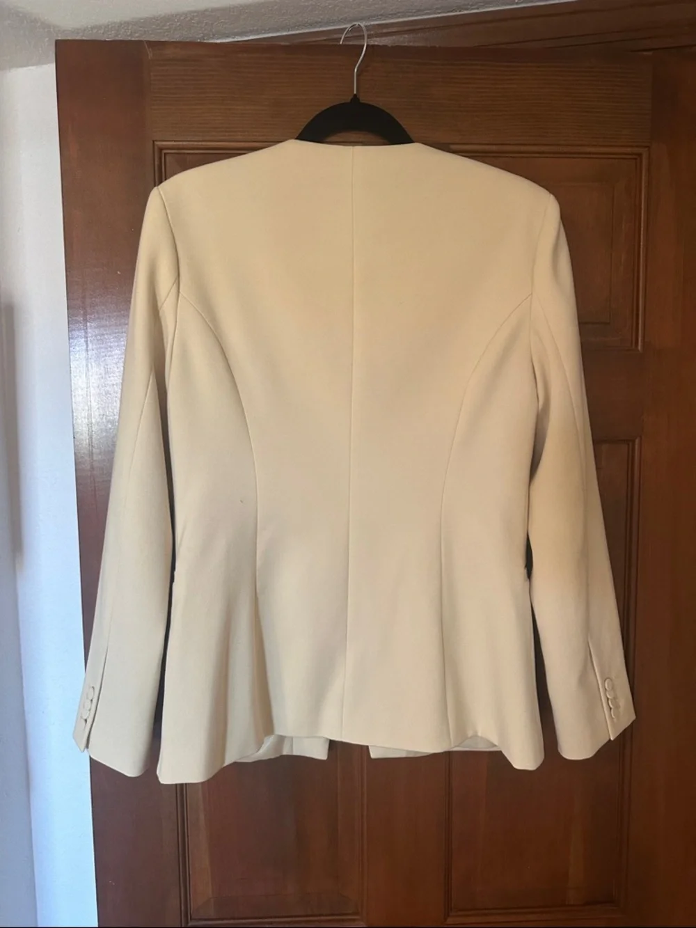 Abercrombie & Fitch Pale Yellow Collarless Button Front Suiting Blazer - Picture 7 of 7